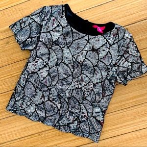 YD girl’s sequin top